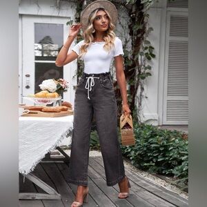 Stylish Black Wide-Leg Jeans